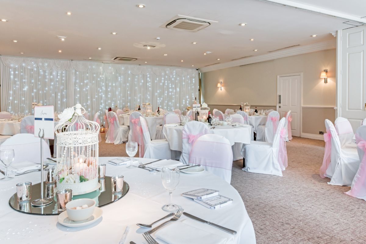 Gallery Item 3 for Pinewood Hotel